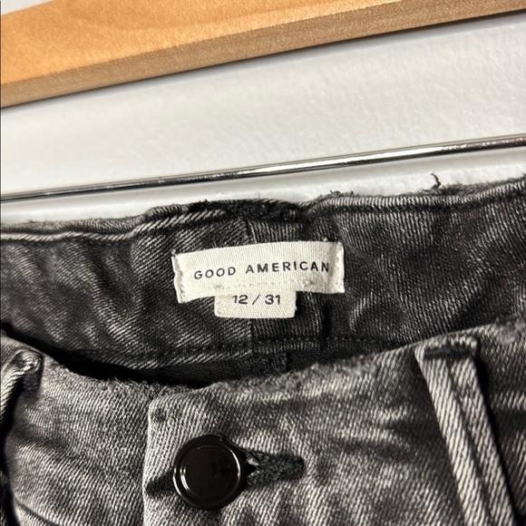 Good American Washed Black‎ Skinny Jeans - Picture 2 of 6